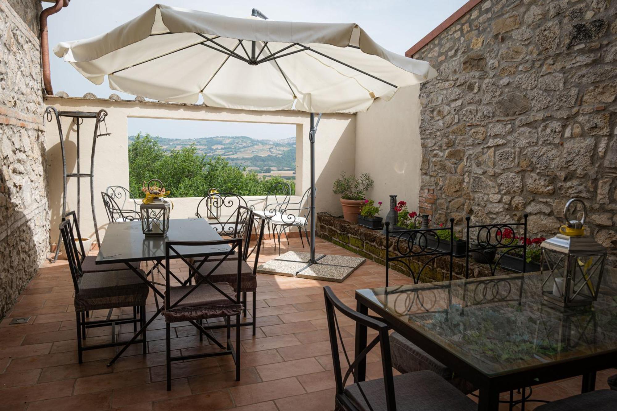 Country Relais La Torretta Baronale Konuk evi San Giorgio del Sannio Dış mekan fotoğraf