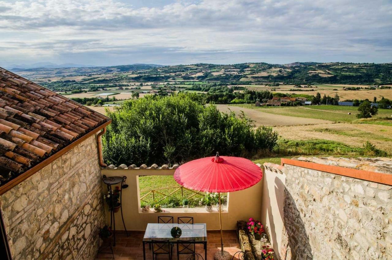 Country Relais La Torretta Baronale Konuk evi San Giorgio del Sannio Dış mekan fotoğraf